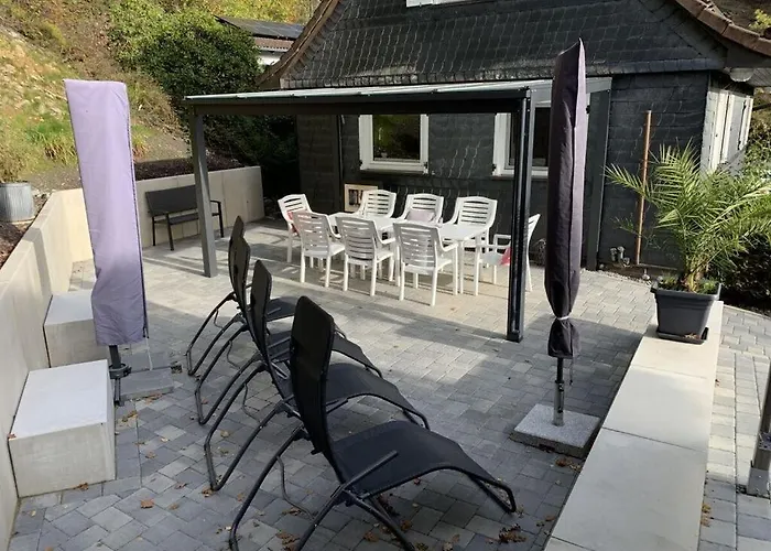 Panorama Modern Retreat